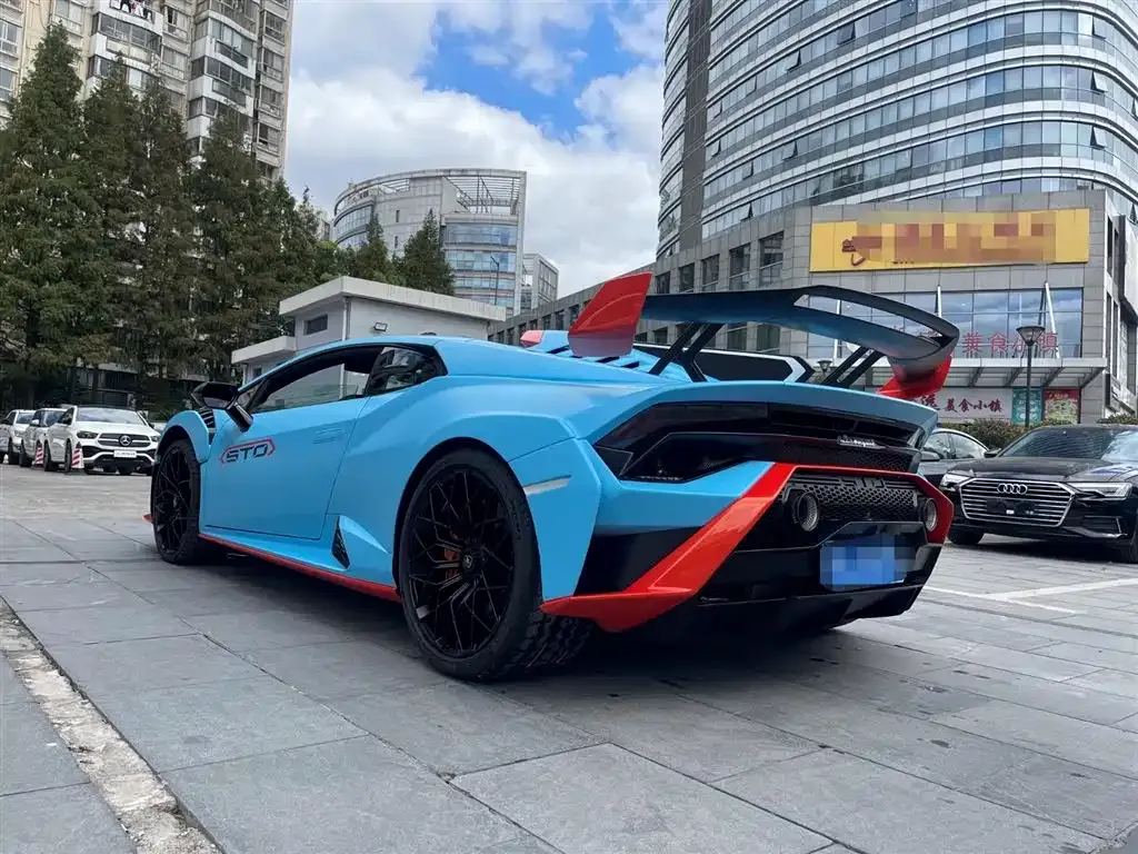 Lamborghini Huracan — фото 9