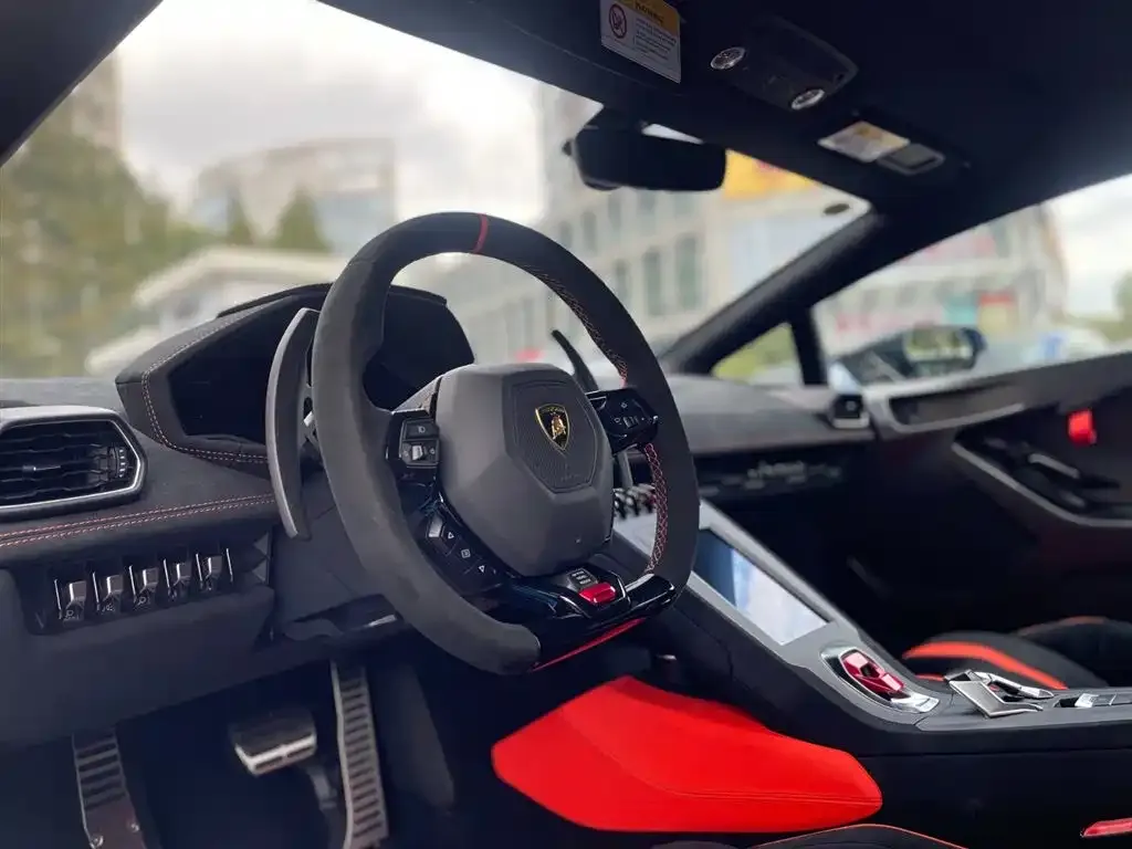 Lamborghini Huracan — фото 4