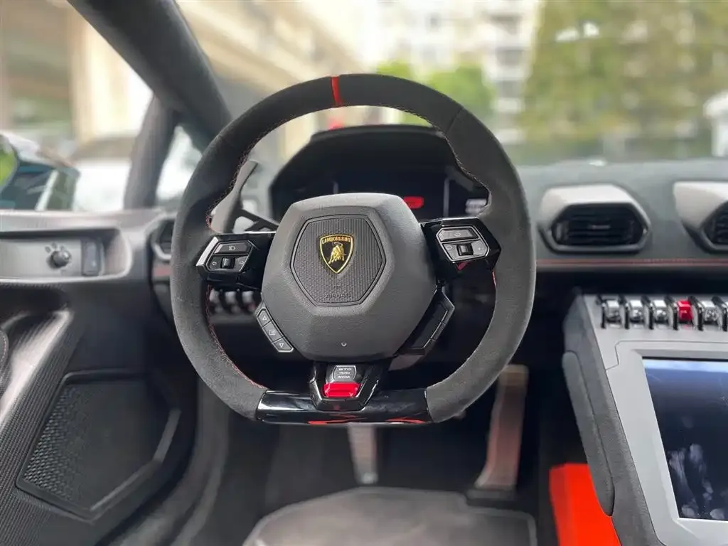 Lamborghini Huracan — фото 5