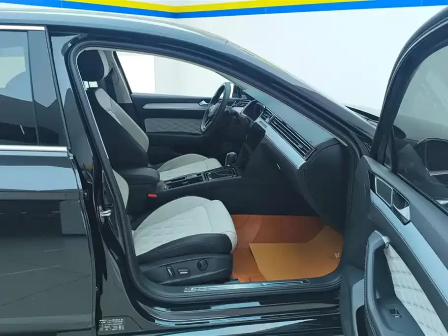 Volkswagen Magotan 2024 из CN, фото 7