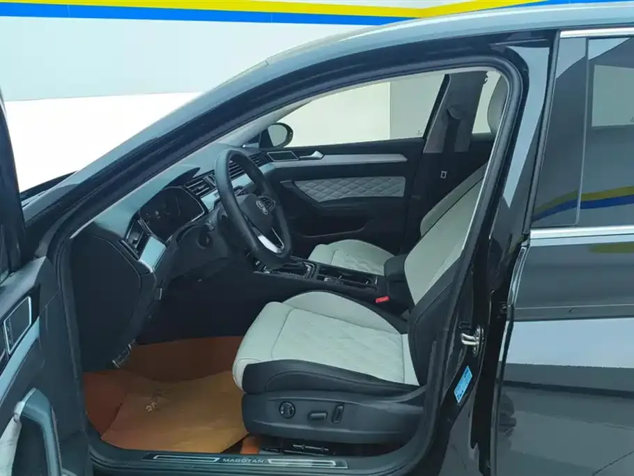 Volkswagen Magotan 2024 из CN, фото 5