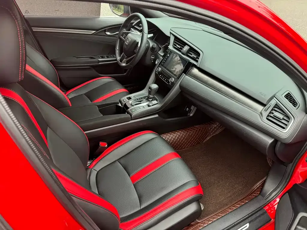 Honda Civic — фото 10