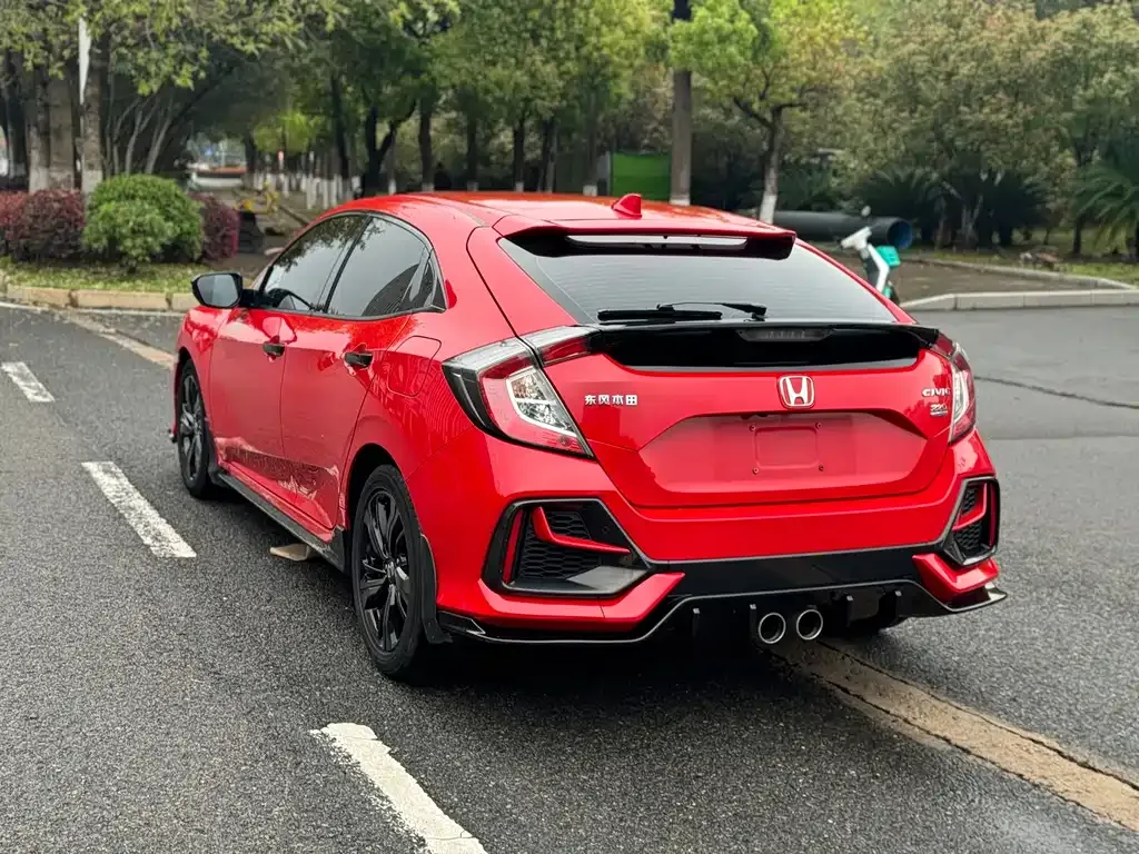 Honda Civic — фото 8