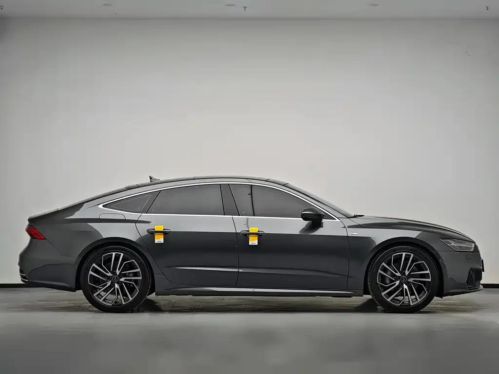 Audi A7 2024 из CN, фото 10