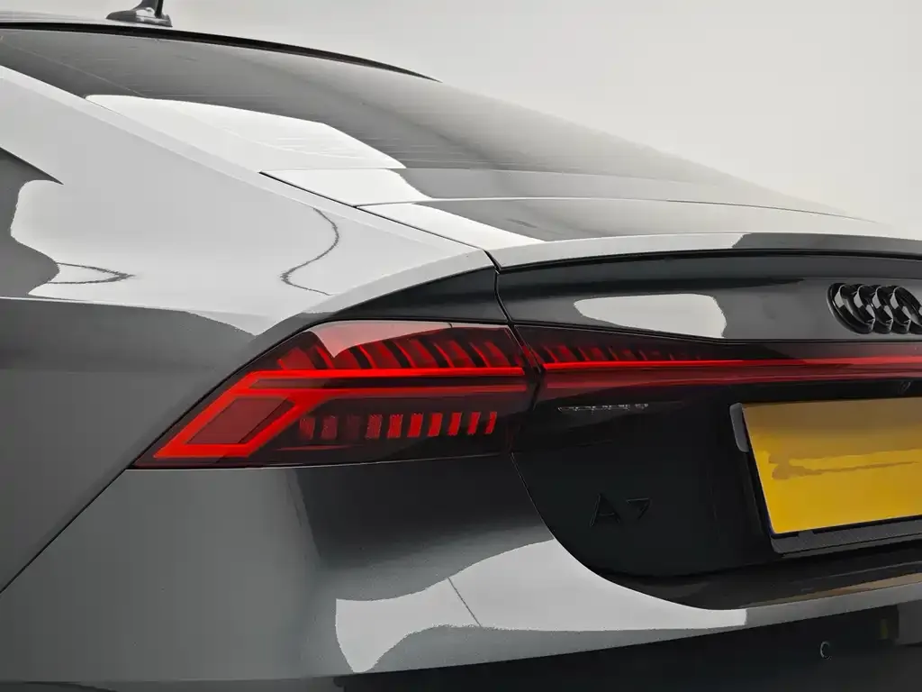Audi A7 2024 из CN, фото 4