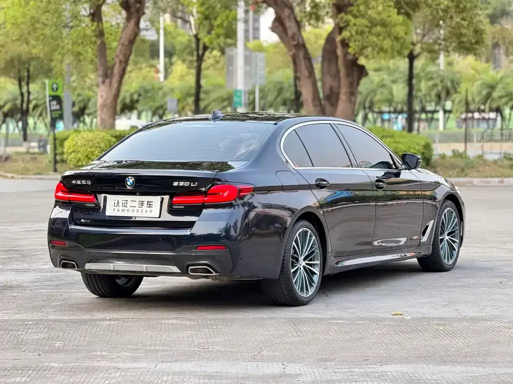 BMW 5 Series — фото 2