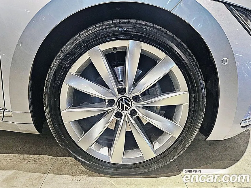 Volkswagen Arteon 2023 из KR, фото 7