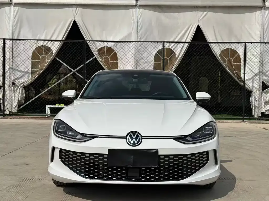 Volkswagen Lamando 2024 из CN, фото 7