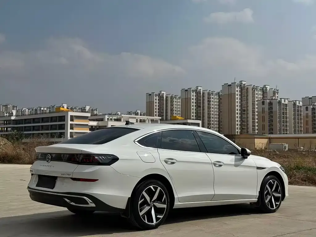 Volkswagen Lamando 2024 из CN, фото 9