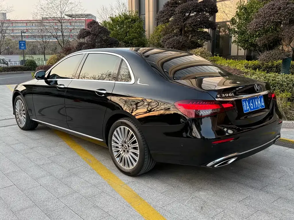 Mercedes-Benz E-Class 2022 из CN, фото 5