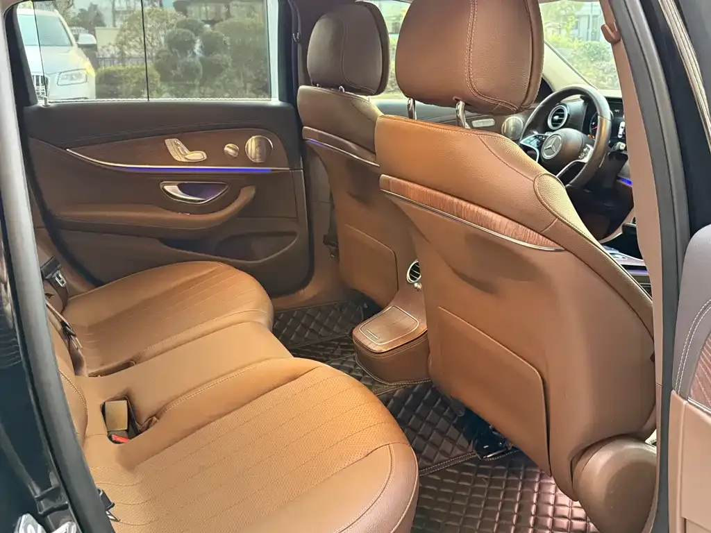 Mercedes-Benz E-Class 2022 из CN, фото 2