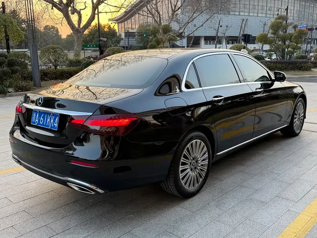 Mercedes-Benz E-Class 2022 из CN, фото 3