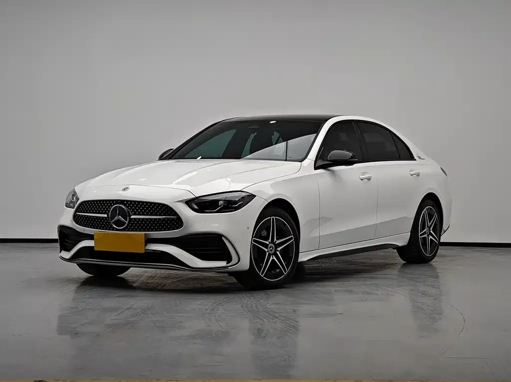 Mercedes-Benz C-Class — фото 1