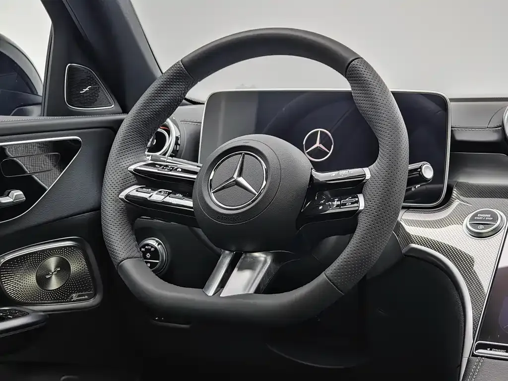 Mercedes-Benz C-Class — фото 10