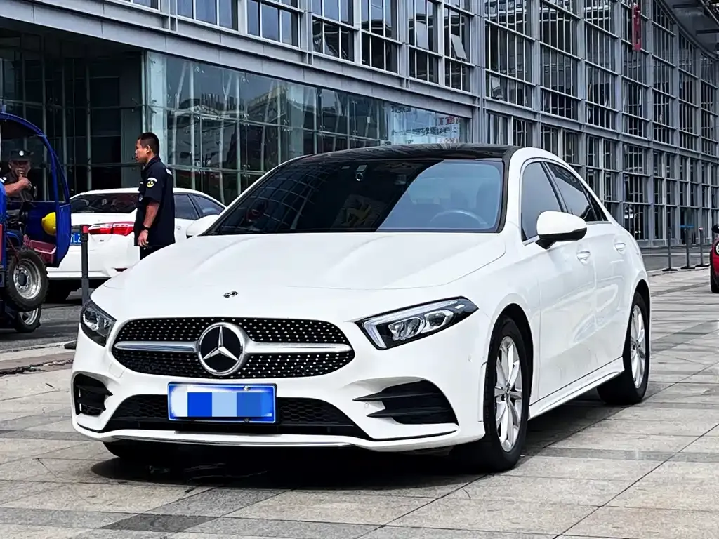 Mercedes-Benz A-Class 2021 из CN, фото 1