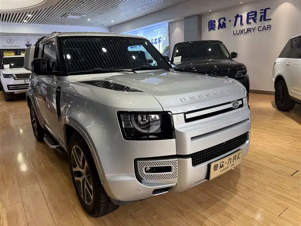 Land Rover Defender 2022 из CN, фото 1
