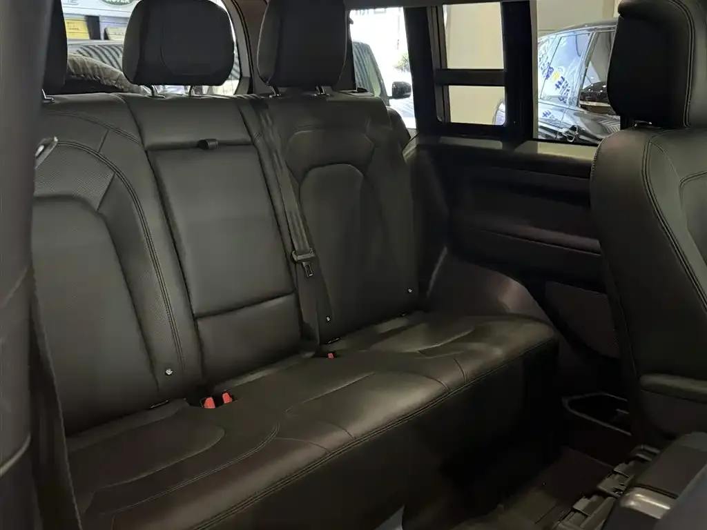Land Rover Defender 2022 из CN, фото 2