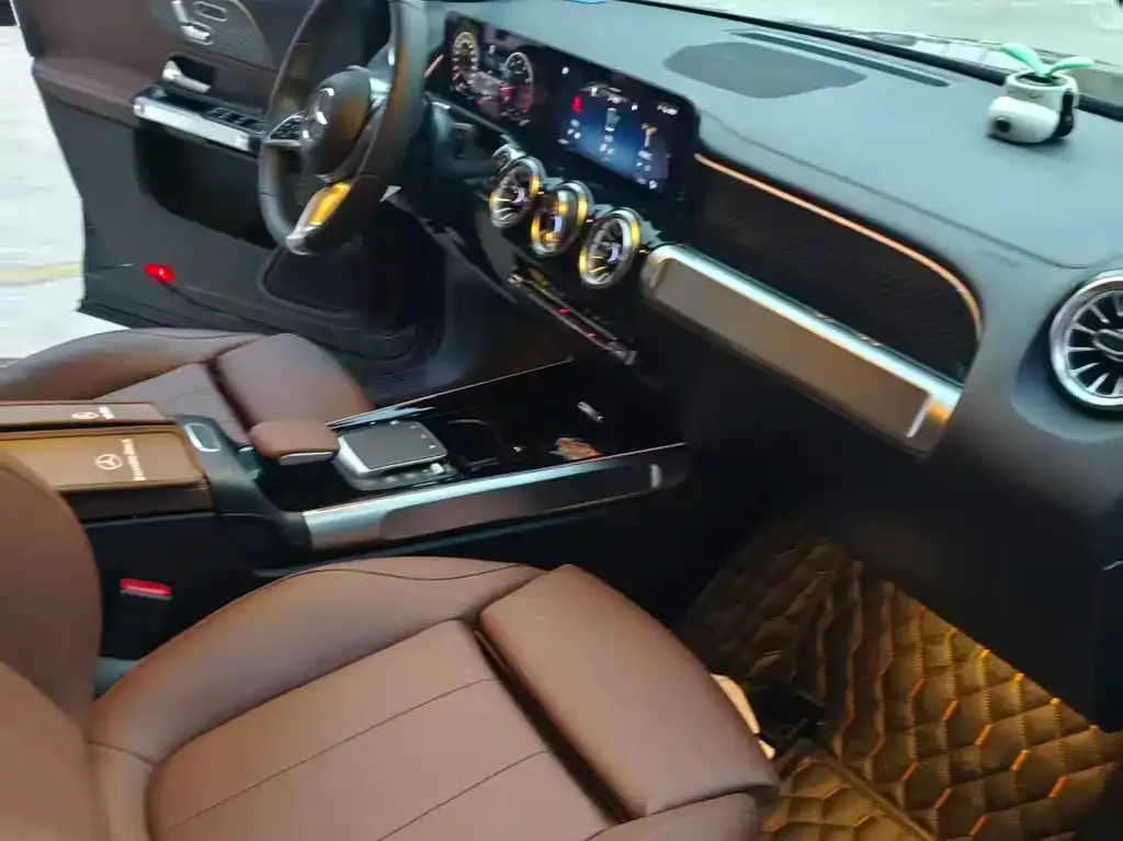 Mercedes-Benz GLB 2024 из CN, фото 3