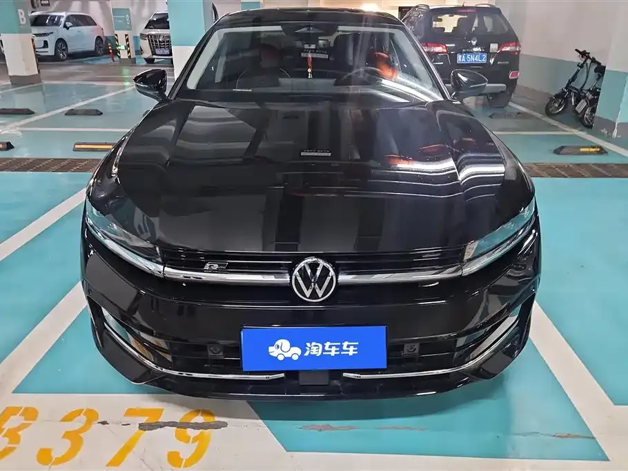 Volkswagen Magotan 2025 из CN, фото 2