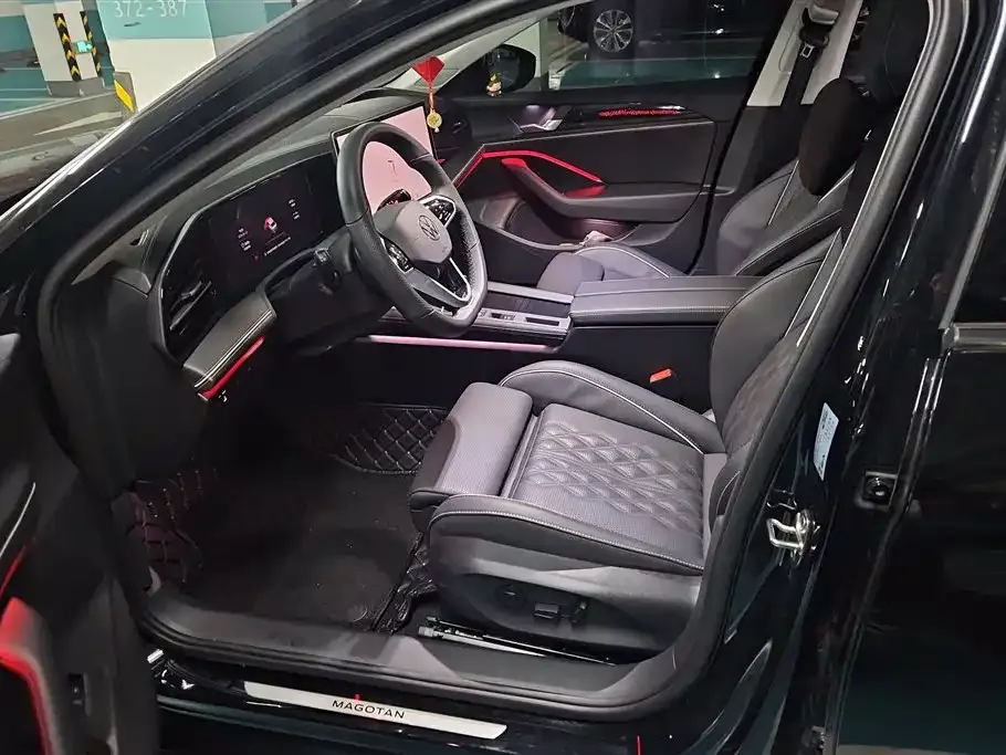 Volkswagen Magotan 2025 из CN, фото 8