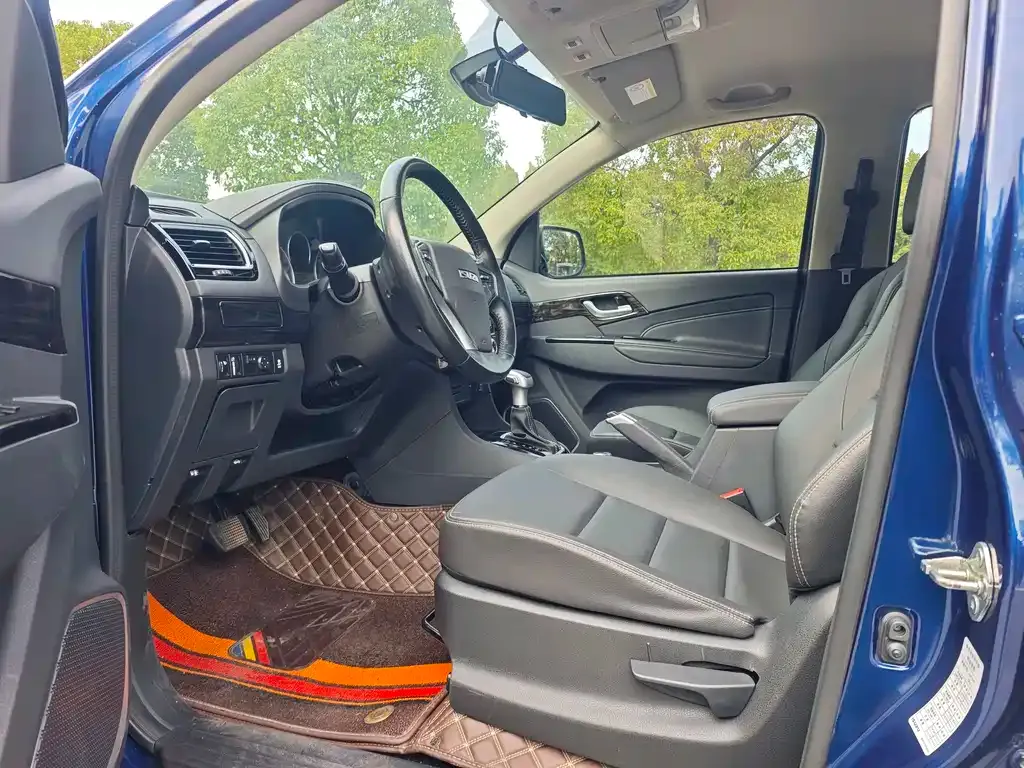Isuzu D-MAX 2022 из CN, фото 10