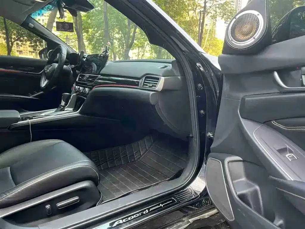 Honda Accord 2023 из CN, фото 8