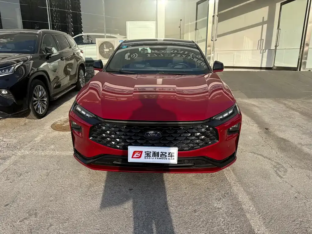 Ford Mondeo 2022 из CN, фото 2