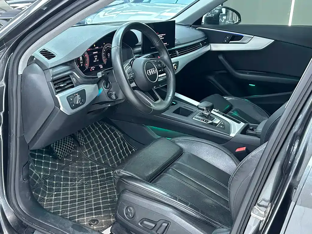 Audi A4L 2022 из CN, фото 5