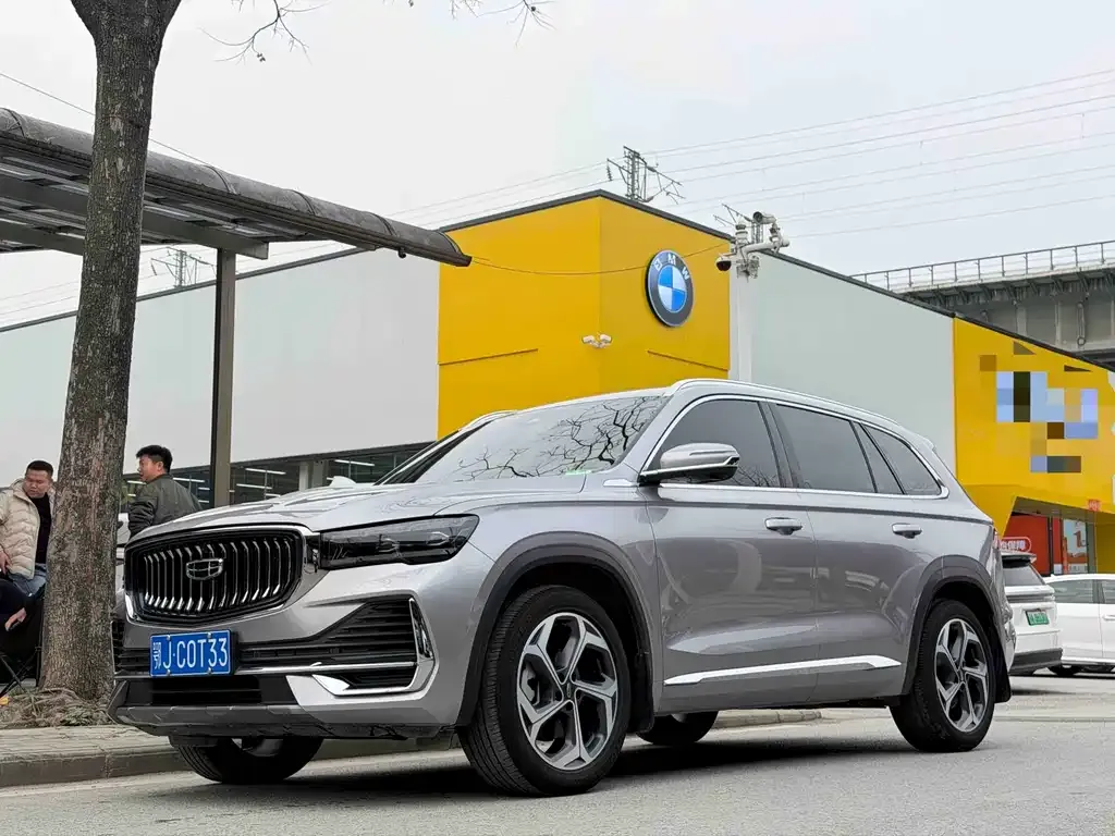 Geely Xingyue L — фото 1