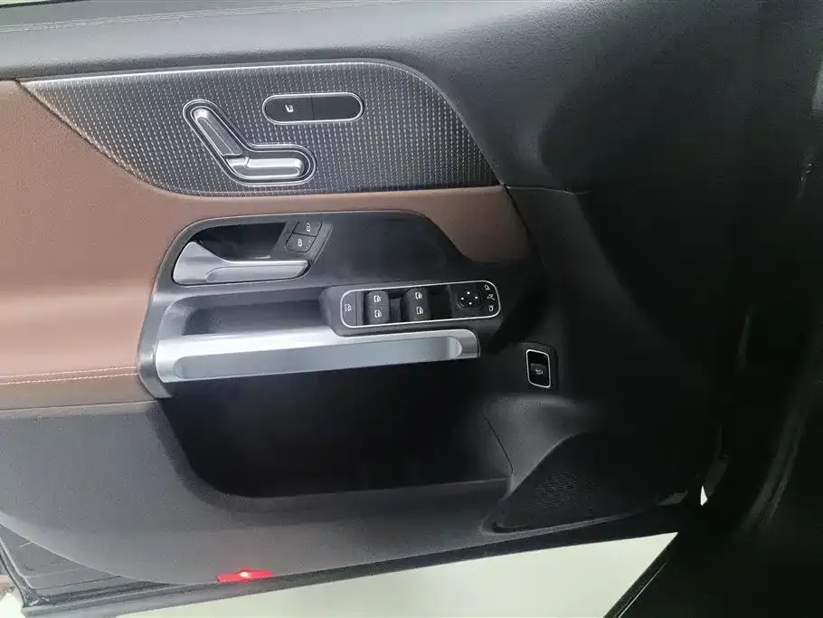 Mercedes-Benz GLB 2022 из CN, фото 6