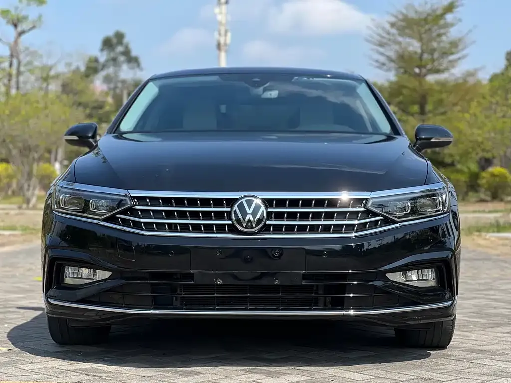 Volkswagen Magotan 2023 из CN, фото 8