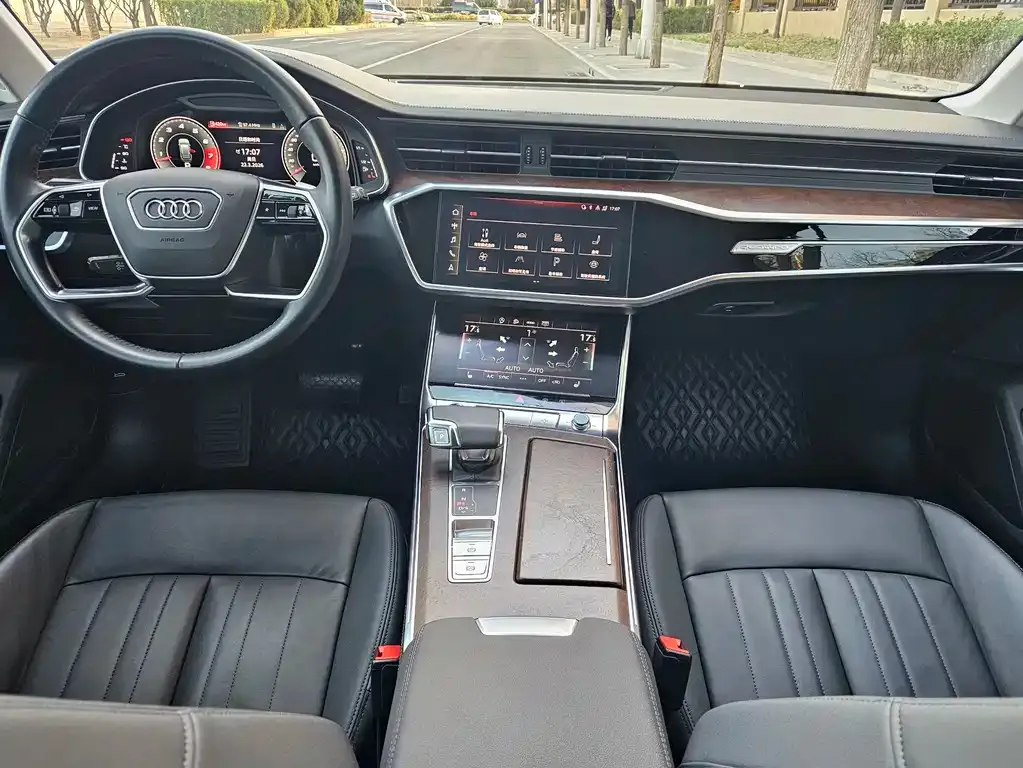 Audi A6 (Import) — фото 9