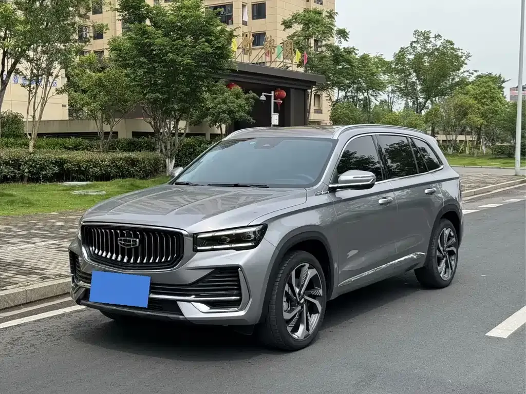Geely Xingyue L — фото 1