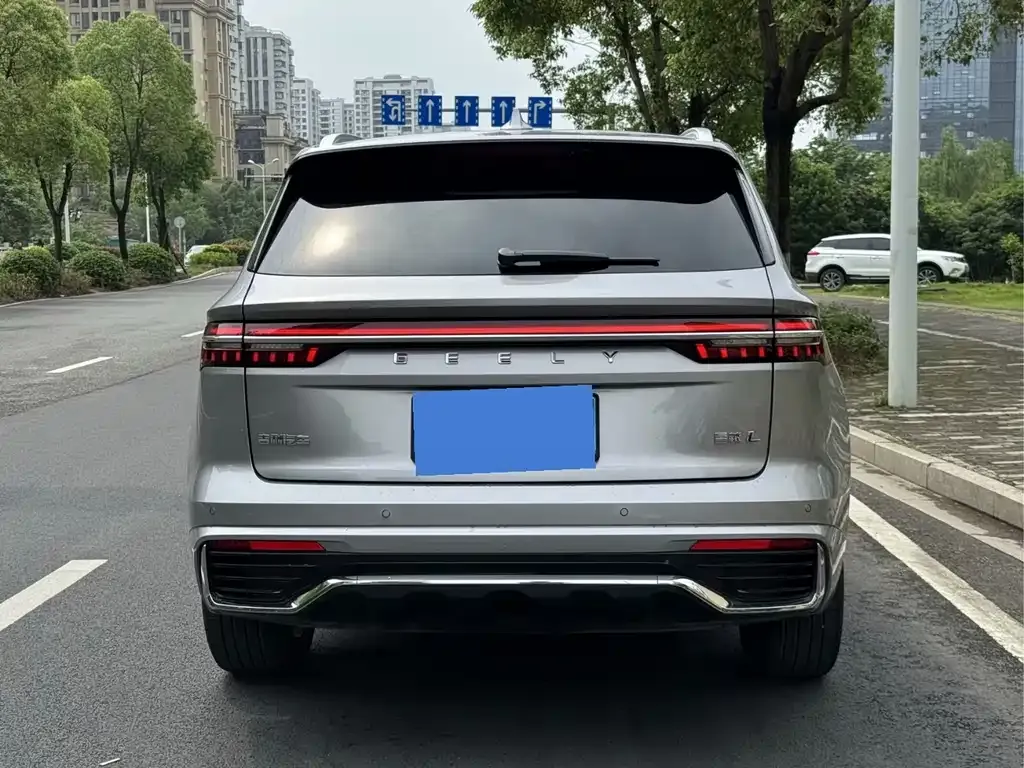 Geely Xingyue L — фото 9