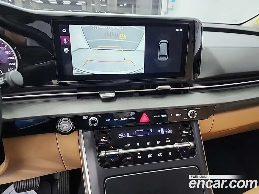 Kia Carnival — фото 10