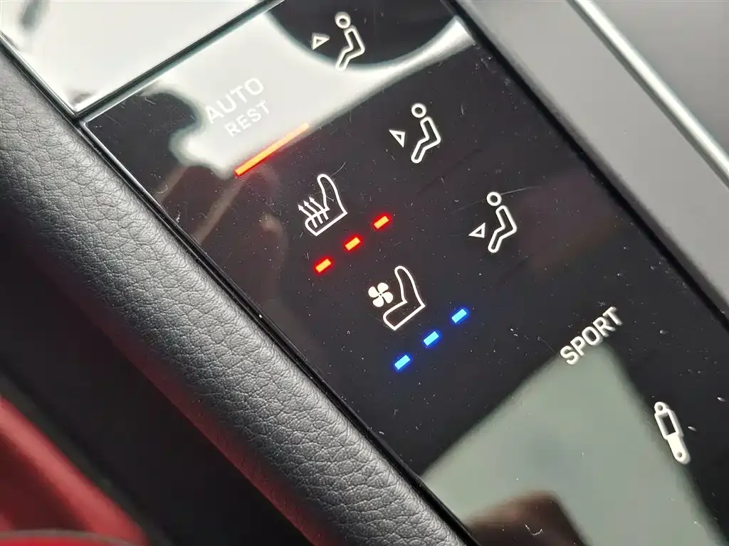 Porsche Macan 2026 из CN, фото 5