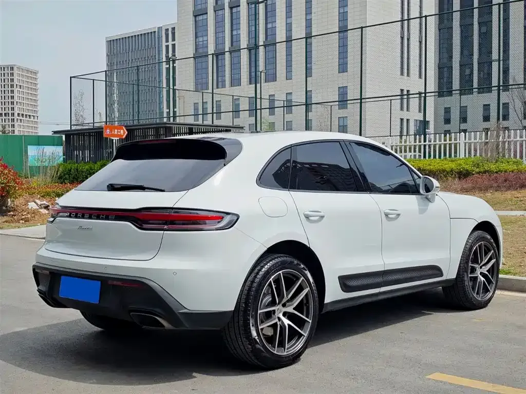 Porsche Macan 2026 из CN, фото 9