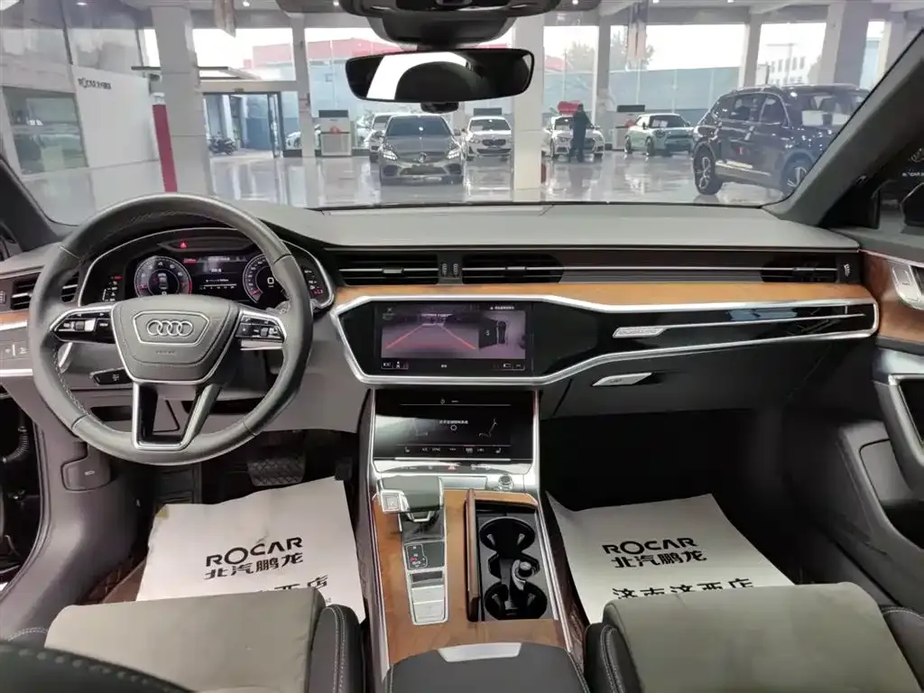 Audi A6L 2023 из CN, фото 9