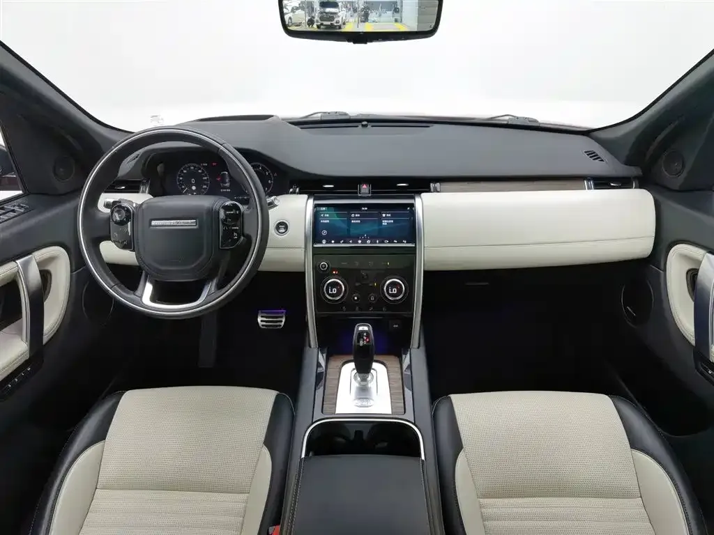 Land Rover Discovery Sport — фото 7