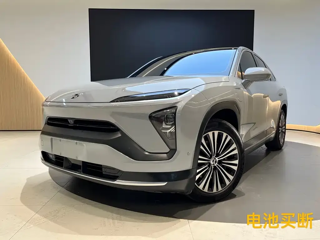 NIO EC6 — фото 10