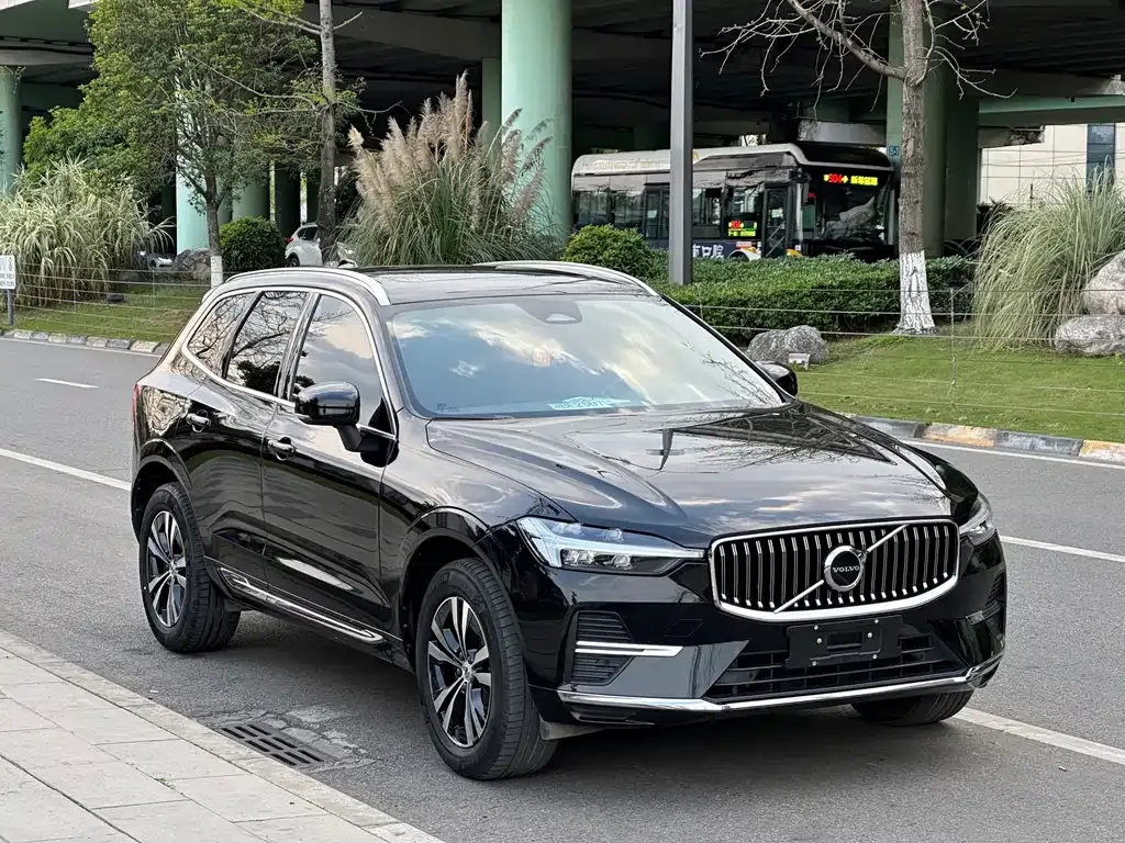 Volvo XC60 2023 из CN, фото 9