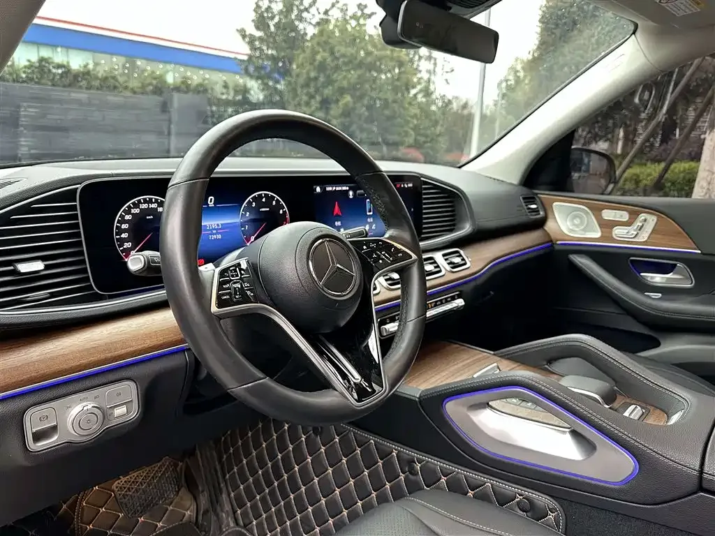 Mercedes-Benz GLE — фото 9