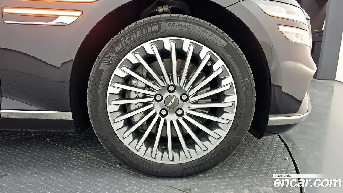 Genesis G80 — фото 10
