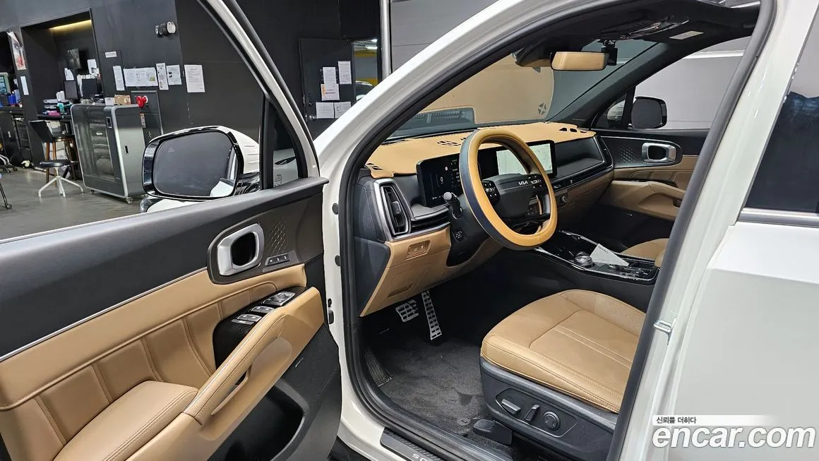 Kia Sorento — фото 9
