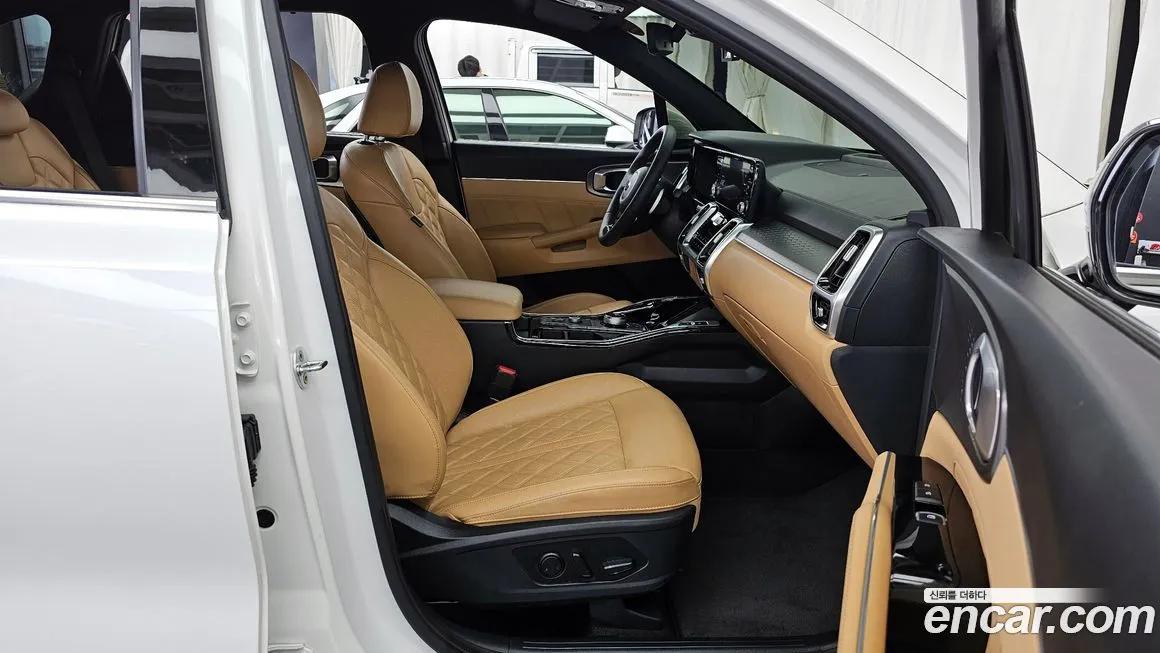 Kia Sorento — фото 10