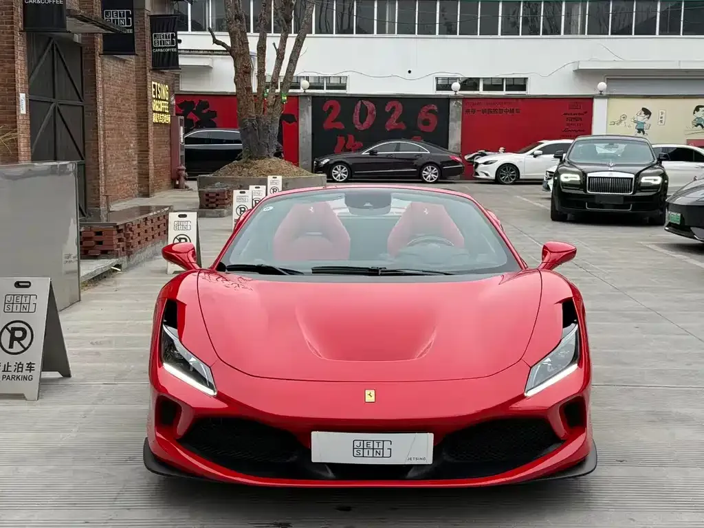 Ferrari F8