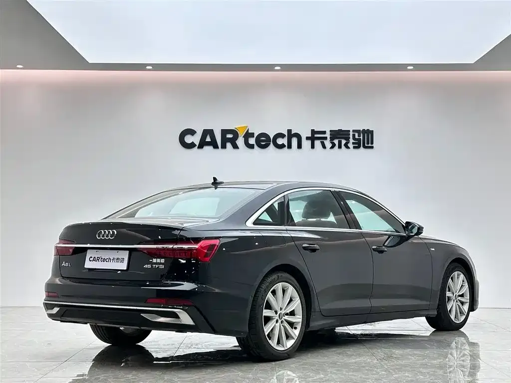 Audi A6L — фото 5