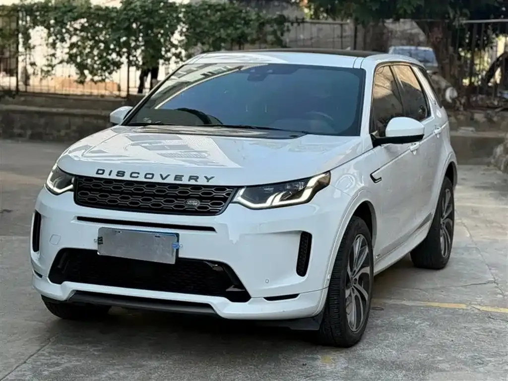 Land Rover Discovery Sport — фото 1