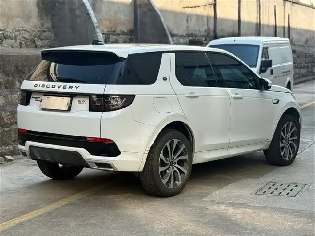 Land Rover Discovery Sport — фото 2
