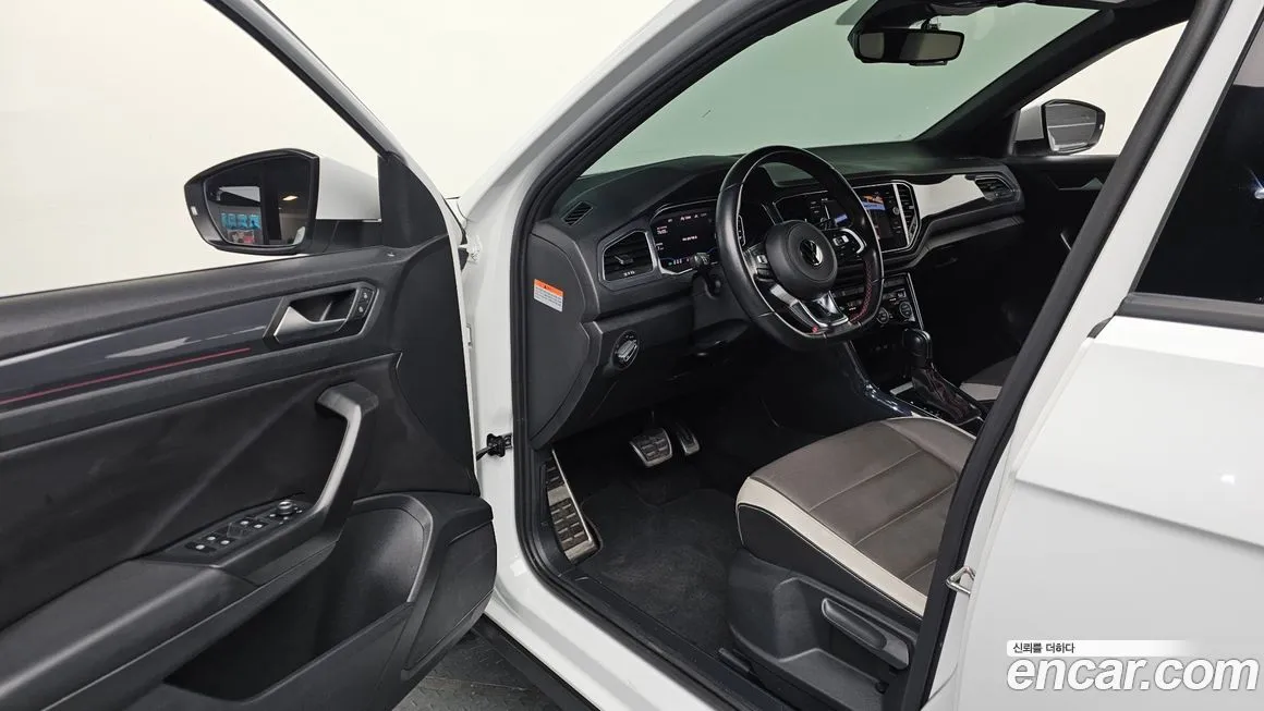 Volkswagen T-Roc 2021 из KR, фото 8